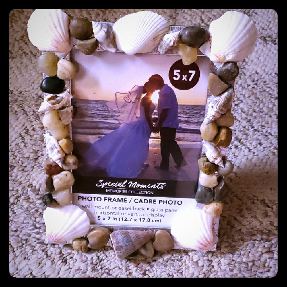 5×7 shell + rock picture frame